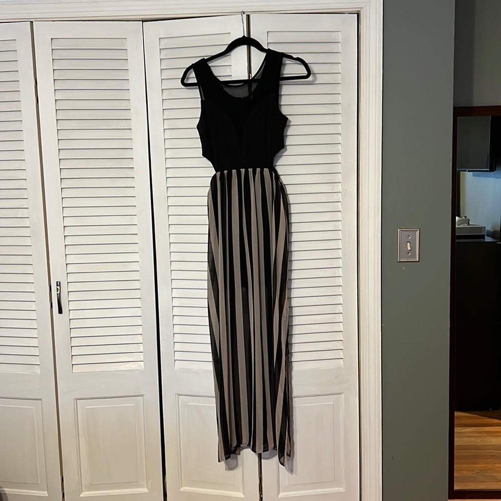 Black and tan Forever 21 maxi dress with side cut outs